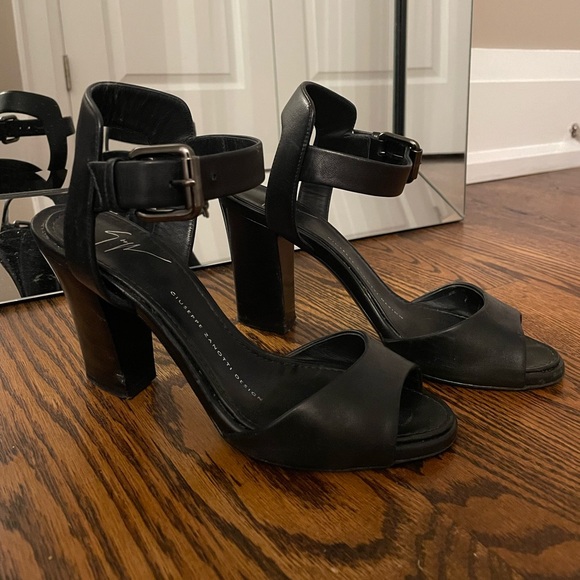 Giuseppe Zanotti sandals - Picture 5 of 7